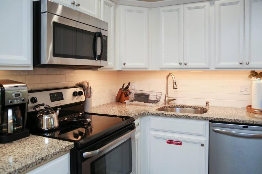 Cape May Classic Design That Is Cozy, Elegant, And Inviting ภายนอก รูปภาพ